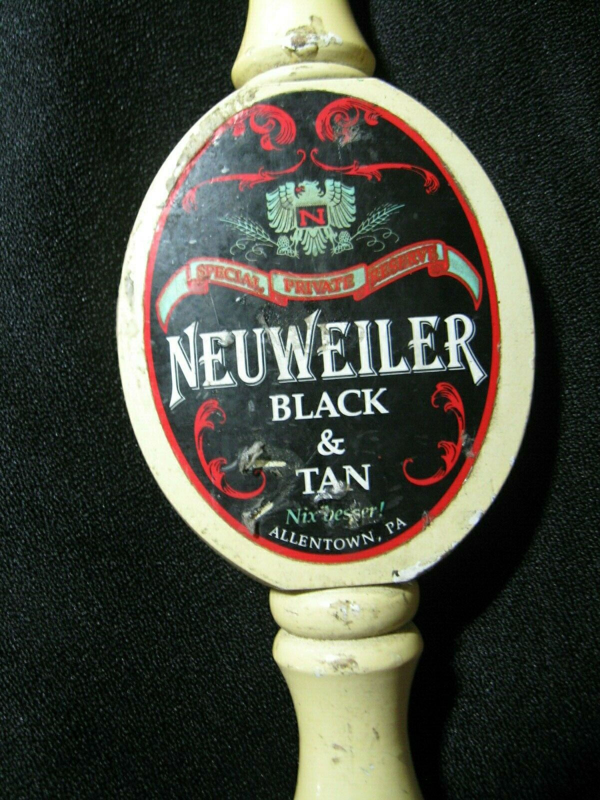 Manija de canilla de cerveza black and tan, de 1961.